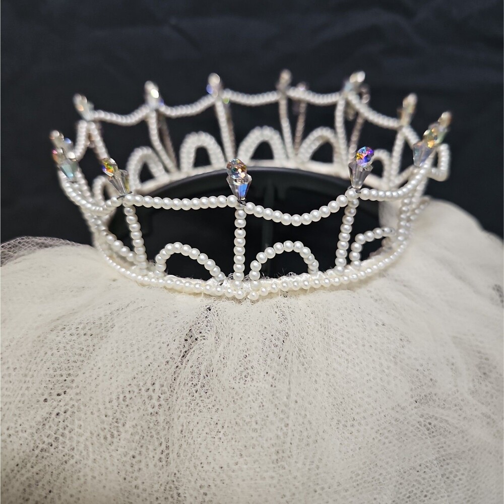 vintage rhinestone Corwned Wedding Veil Classic Beauty 24 Inches